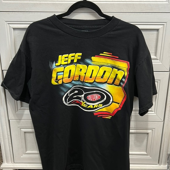 NASCAR Jeff Gordon 20 Years Dupont 2012 Schedule Shirt Size L - Picture 1 of 4